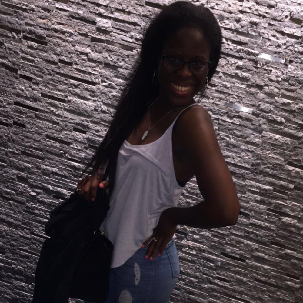 Meet your Posher, Helana